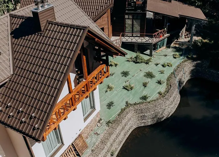 Карпатські ДжерелаГотель